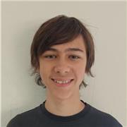 Joven estudiante de 16 años entusiasta buscando oportunidades de trabajo durante el verano y otros períodos no lectivos, donde pueda aplicar y enseñar a chicas y chicos con las materias que necesiten